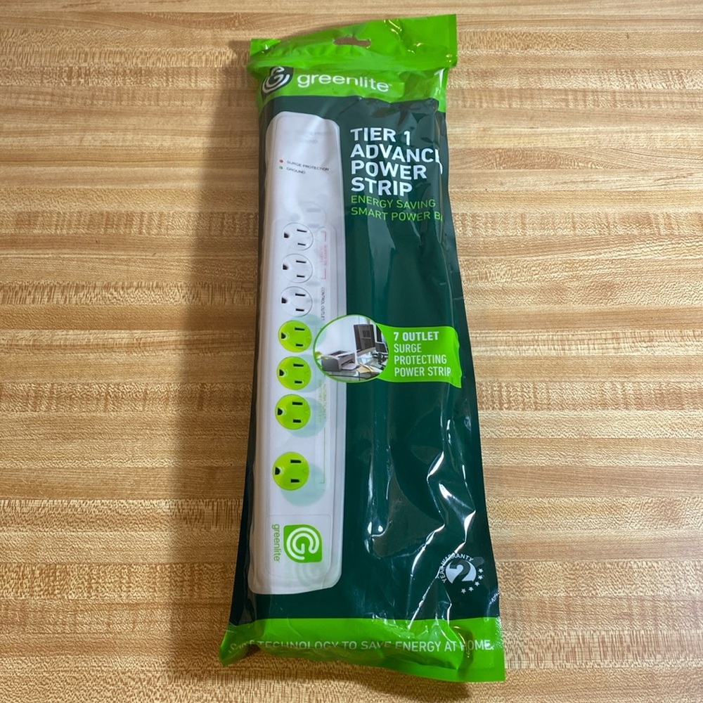 Greenlite  Tier 1 Advanced Power Strip Factory Sealed New Idea for PC and TV